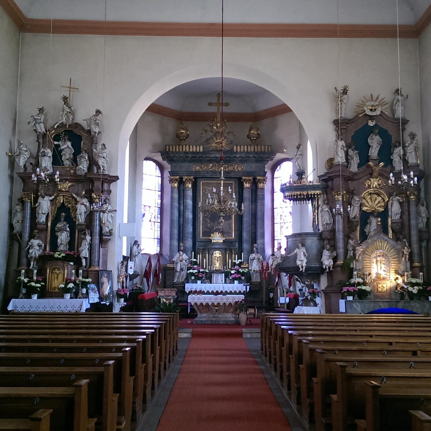 Die burgkunstadter Pfarrkirche von innen